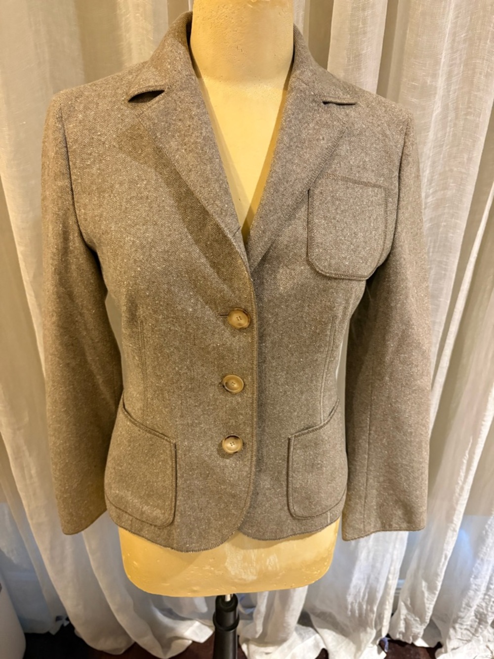 Akris Punto Taupe Tweed Three-Button Tailored Blazer